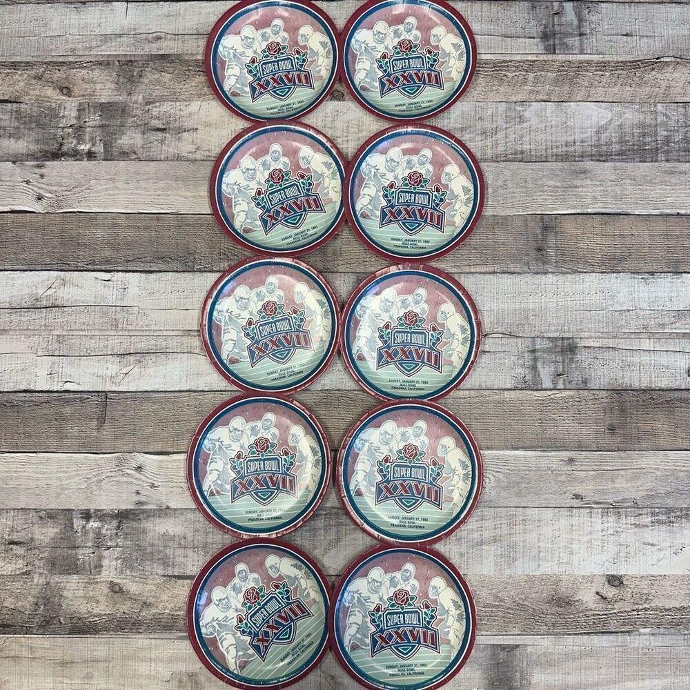 Vintage 10 Piece Superbowl 1993 Commemerative Paper Plates Football Collectible